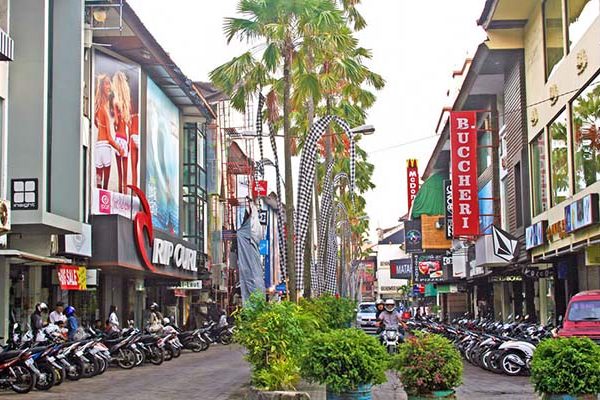Kuta-shopping-bali1
