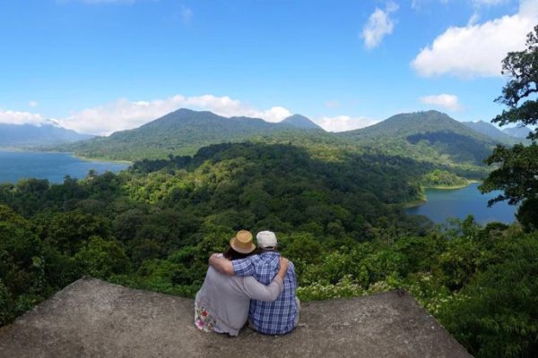 Tamblingan-Lake6