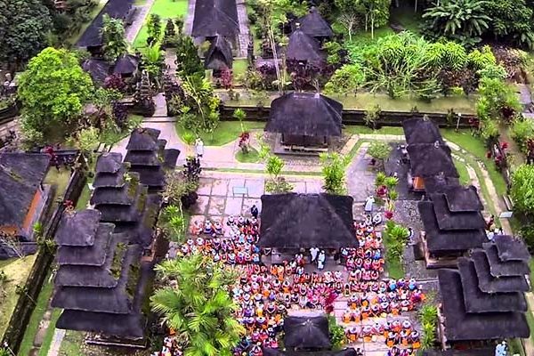 batukaru-temple-bali2